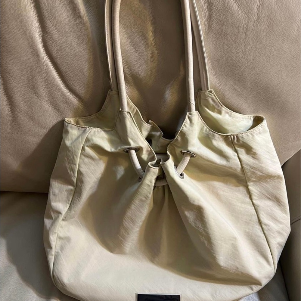 HOBO Victoria XL Slouchy Bag Leather Handle Nylon Tote. Brand new.